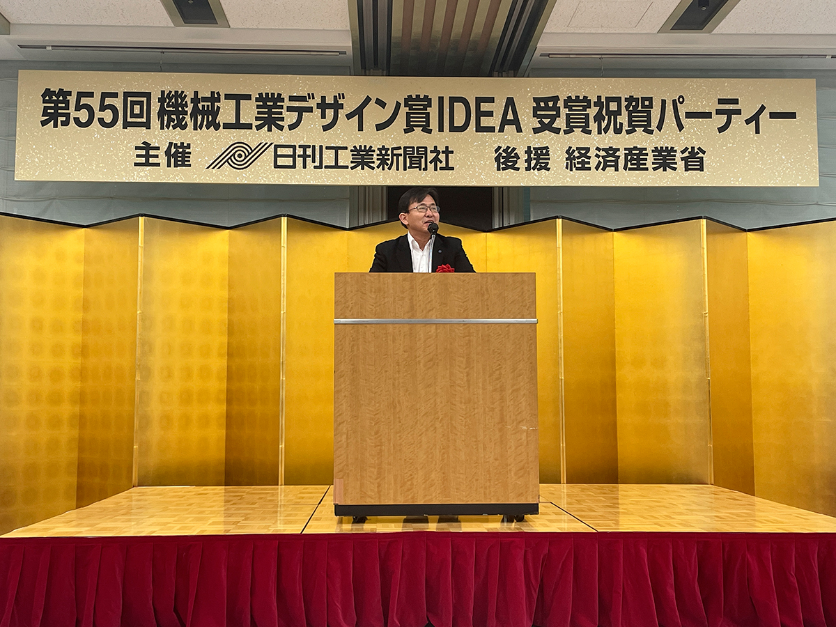 受賞祝賀パーティー　西社長による受賞者挨拶